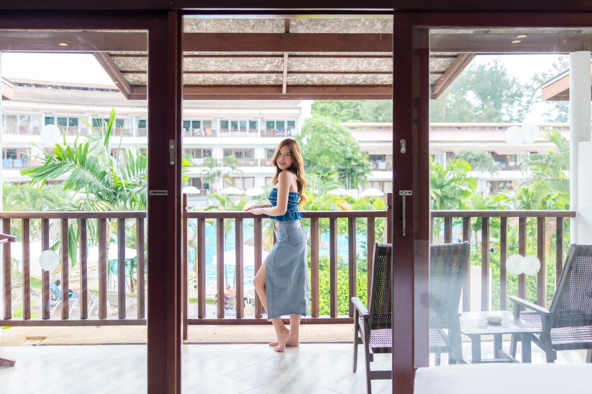 Arinara Beach Resort Phuket - Sha Extra Plus Bang Tao Beach  Exterior foto